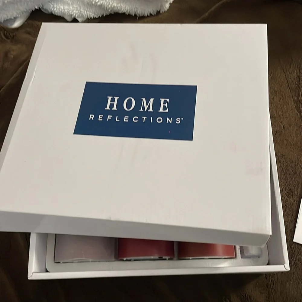 Home Reflections Flameless Candles Ultimate 6-piece set w/remote NEW- cranberry